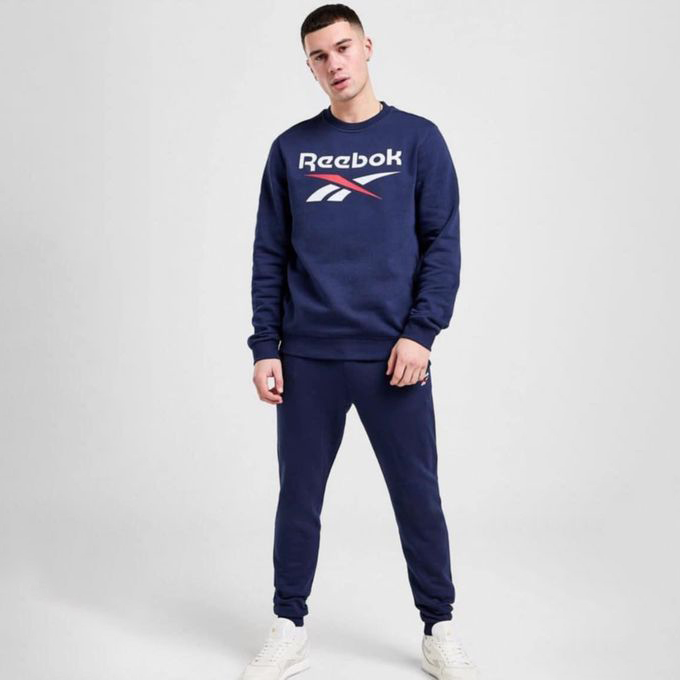 Pull REEBOK