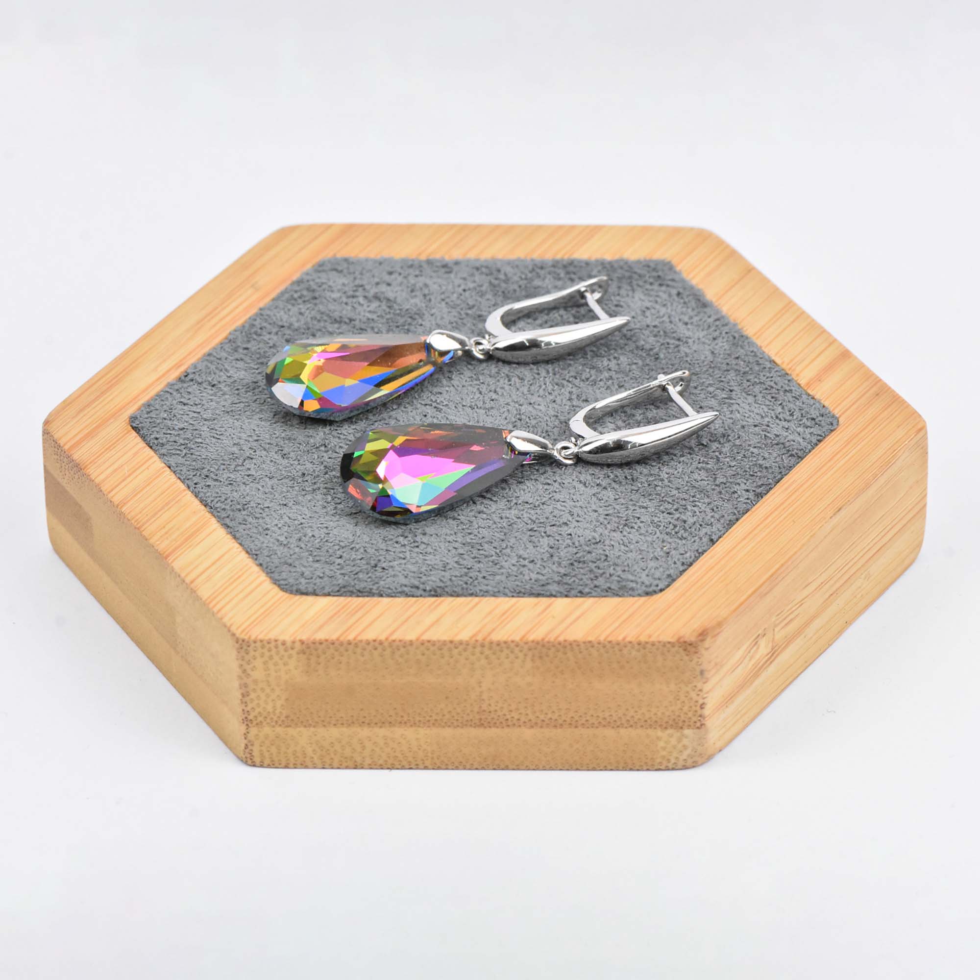 teardrop clap – Image 2