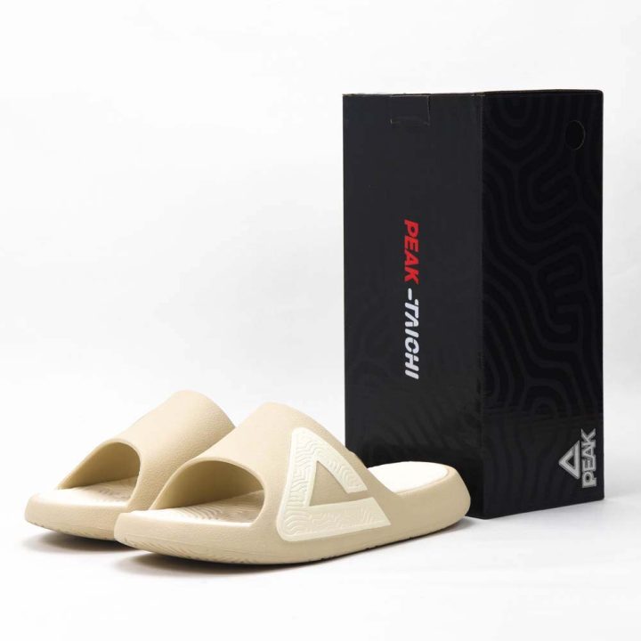 Peak Taichi Flip Flops