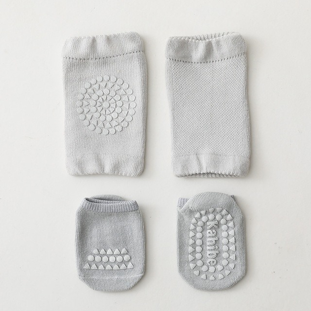 SOCKS ET GENOULLIER  GRIS BABY BOY