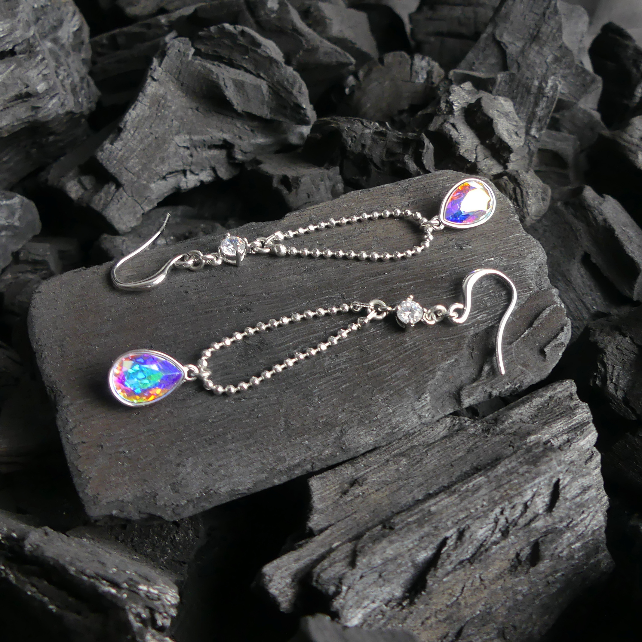 boucle d'oreille goutte reflet – Image 5