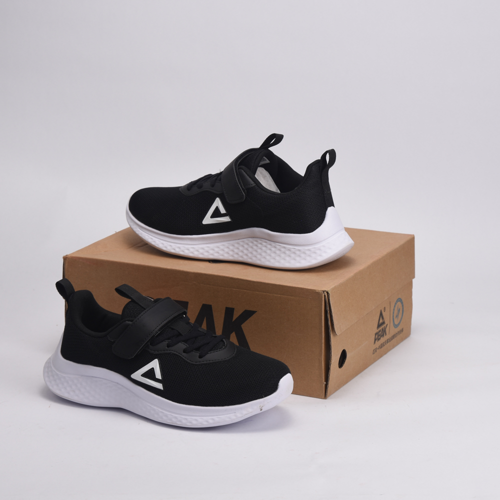PEAK FOOTWEAR – Image 4