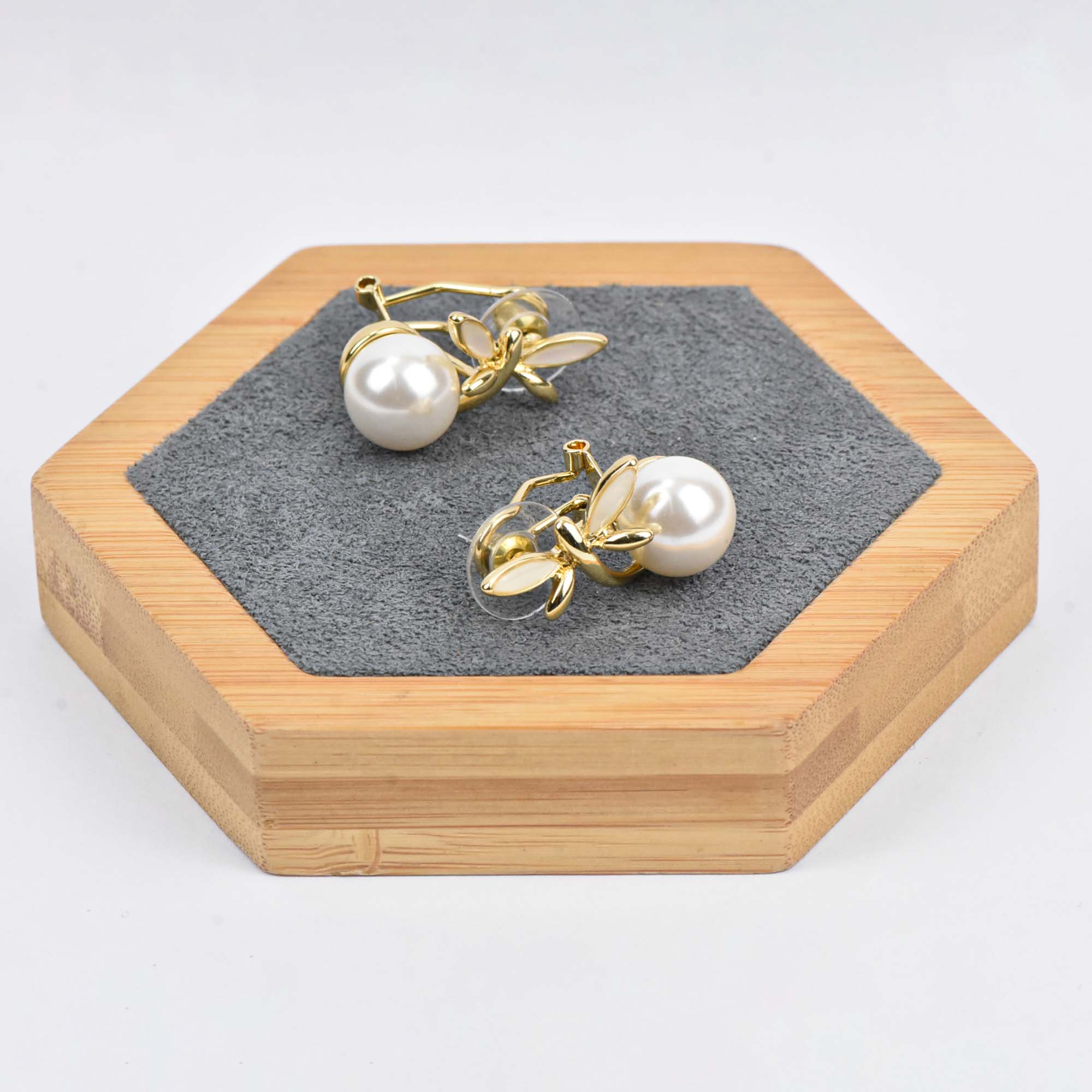 Fluttering gold – Image 2
