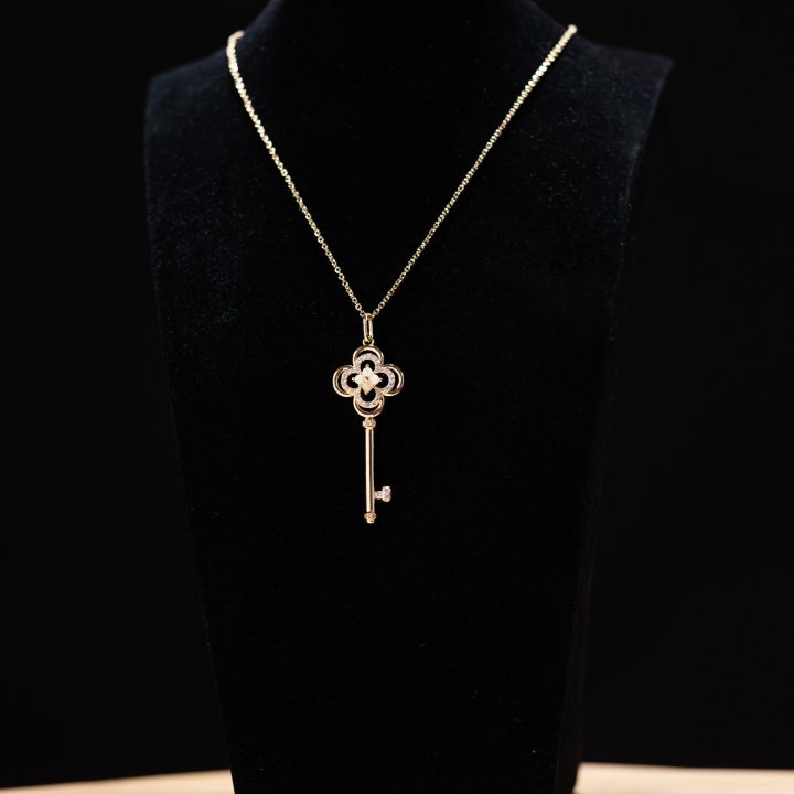UNLOCKED AQUAMARINE NECKLACE