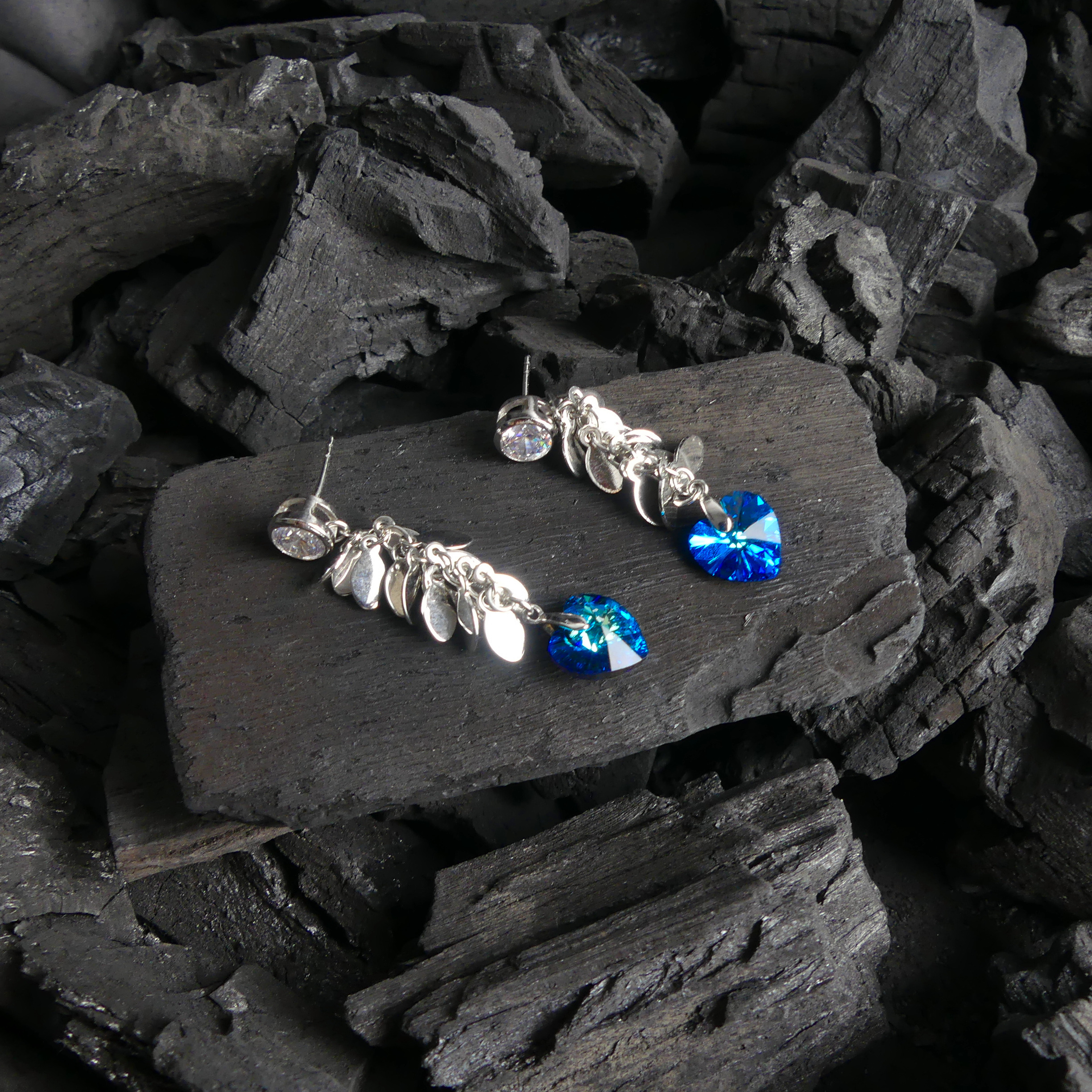 boucle d'oreille pendantes coeur bleu nuit – Image 4