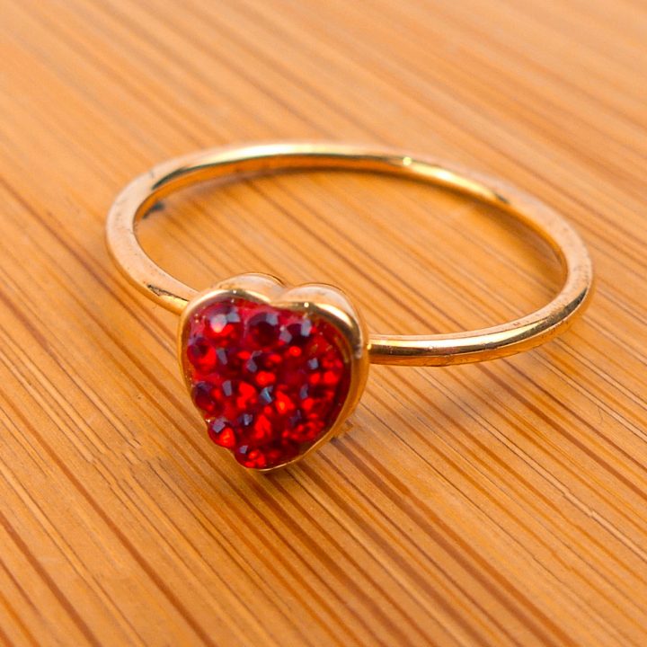 BAGUE FINE COEUR ROUGE