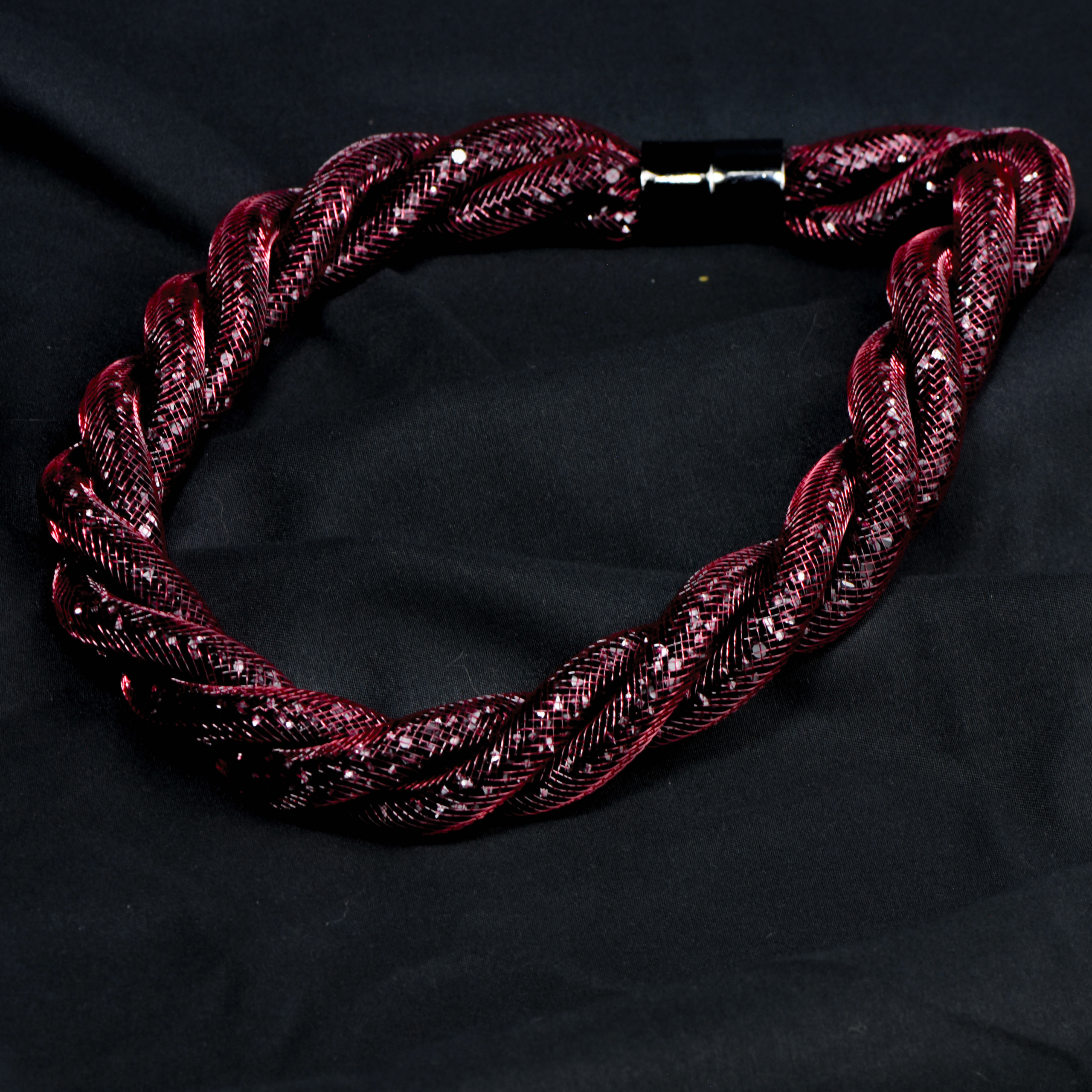 REBEL PUFFED UP NECKLACE – Image 3