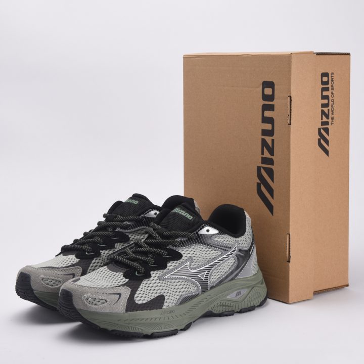 MIZUNO RACER S OARISM