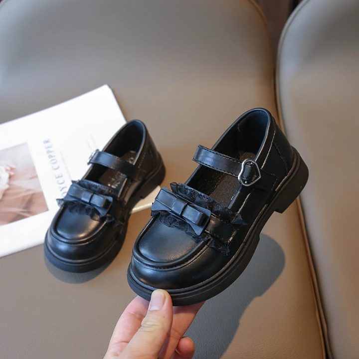 Chaussure Noir A boucles en Cœur