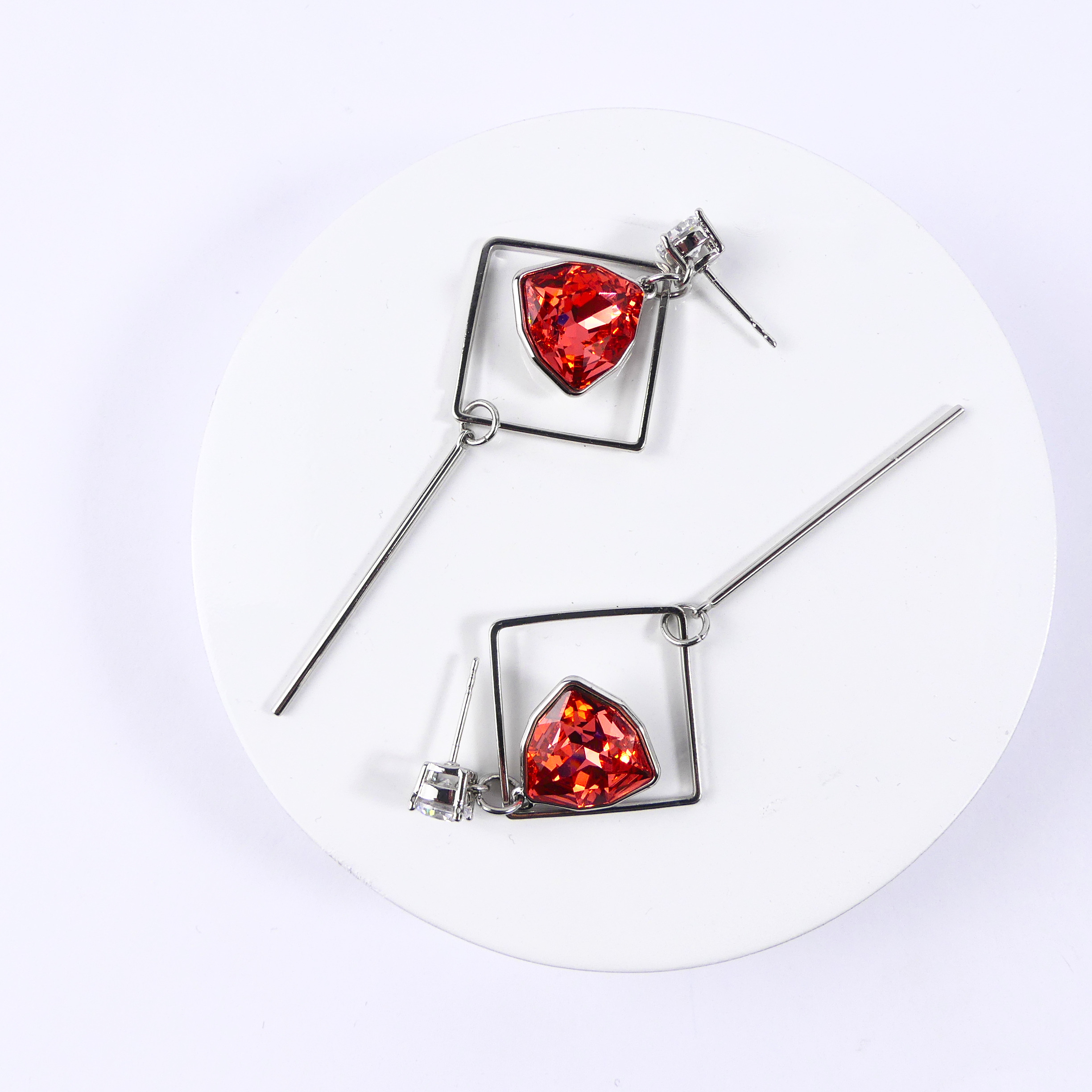 boucle d'oreille pendantes triangle -orange – Image 5