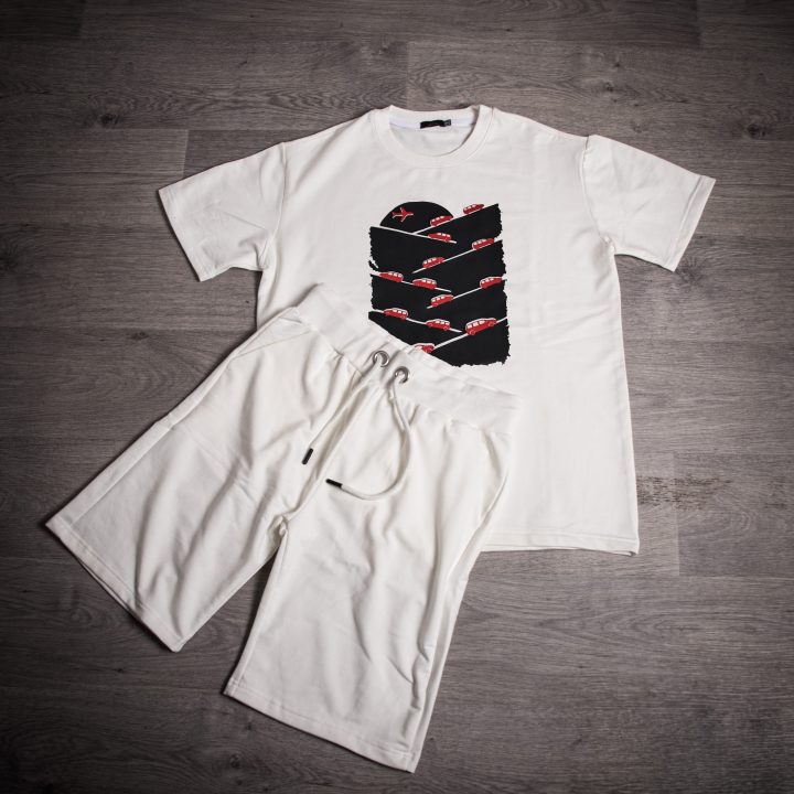 ENSEMBLE BLANC ET NOIR  *VOITURES*