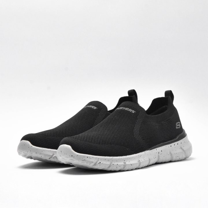 SKECHERS CORWEN