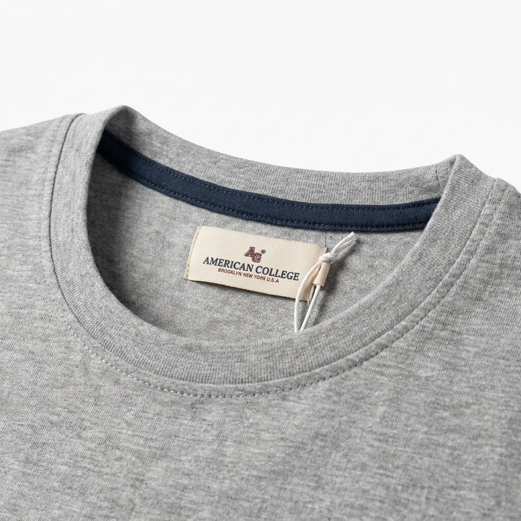 American College t-shirt pour Homme – Image 3