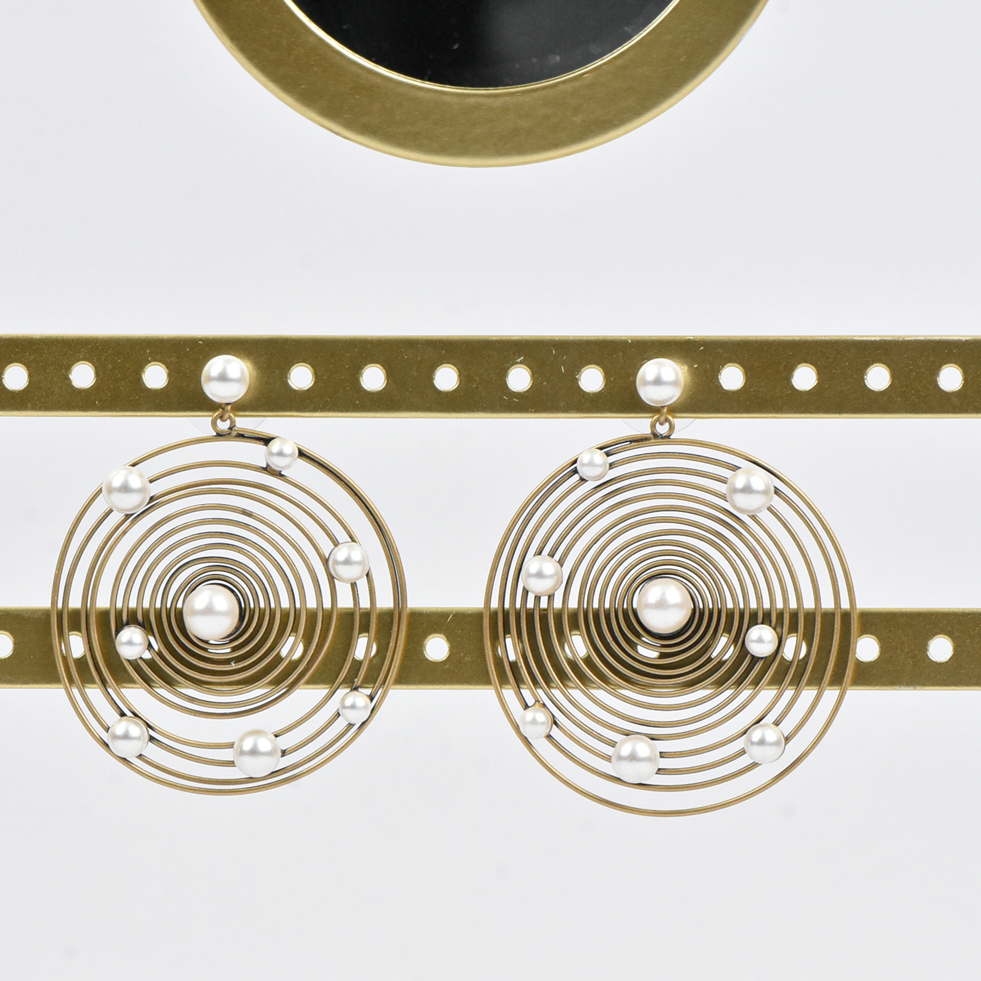 Specter – Image 3