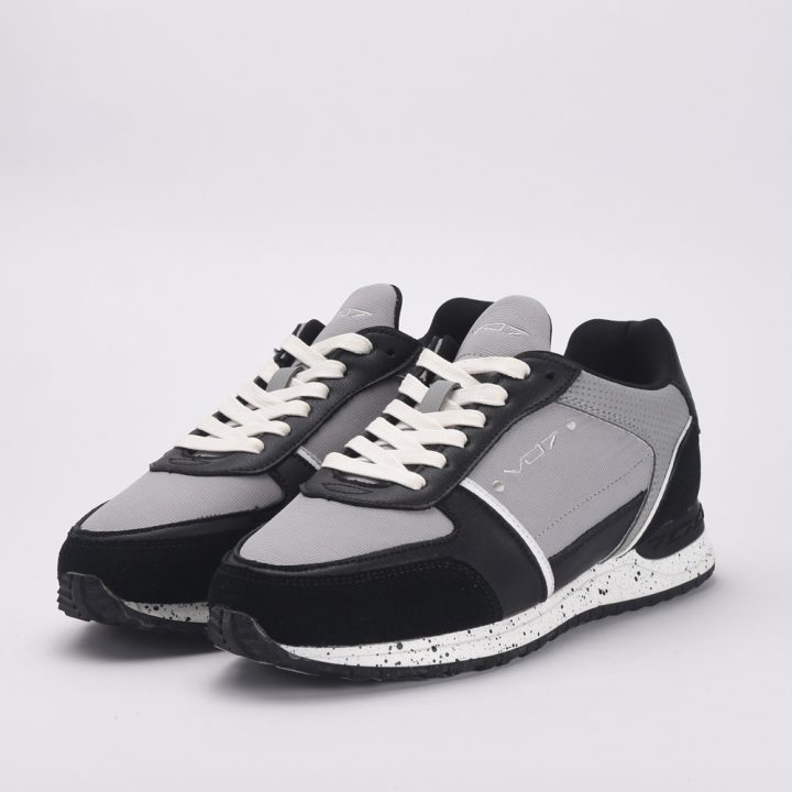 VO7 FOOTWEAR