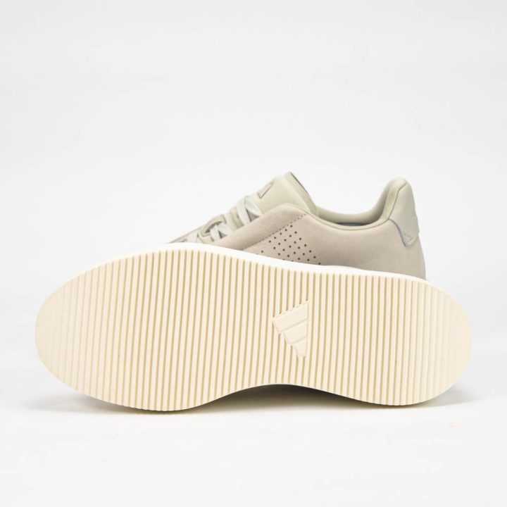 Adidas Acesmash