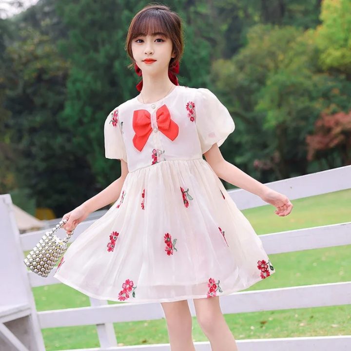 Teenage girl princess ENFANTS