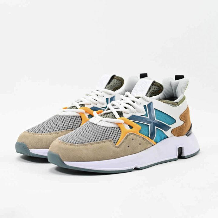 Munich Clik 89 Sneakers