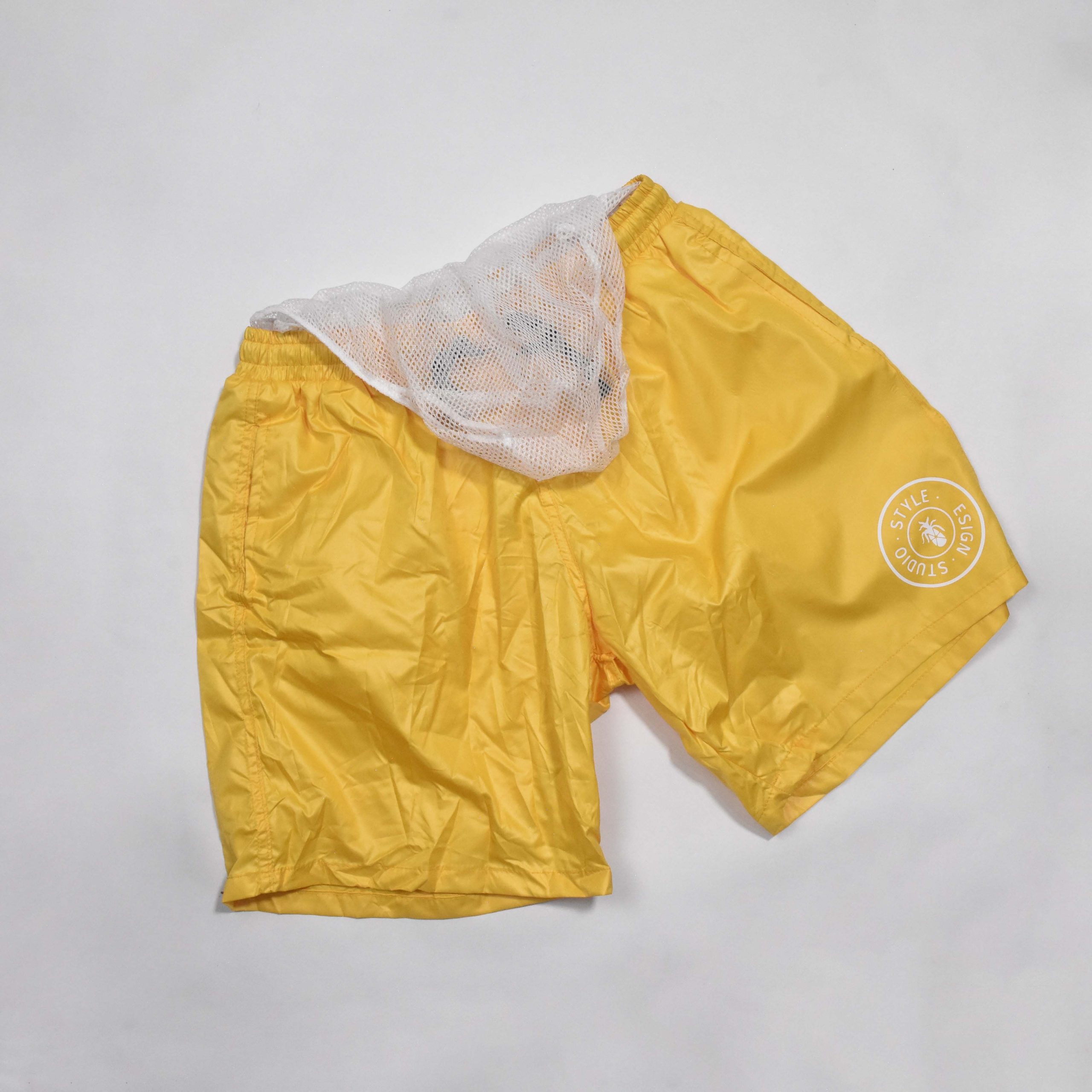 SHORT JAUNE MOTIF STUDIO STYLE – Image 4