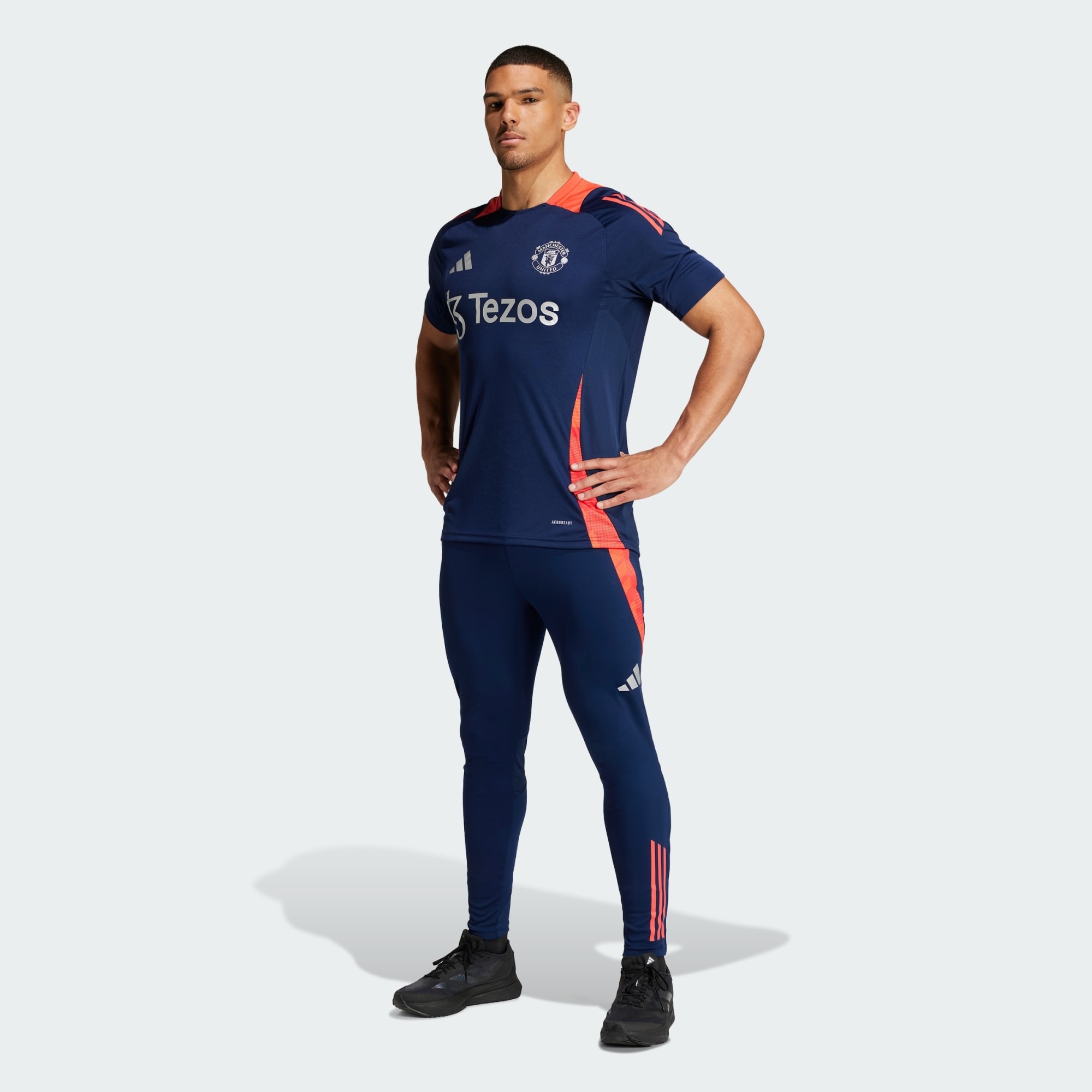 Pantalon d'entraînement Manchester United Tiro 24 Adidas – Image 3