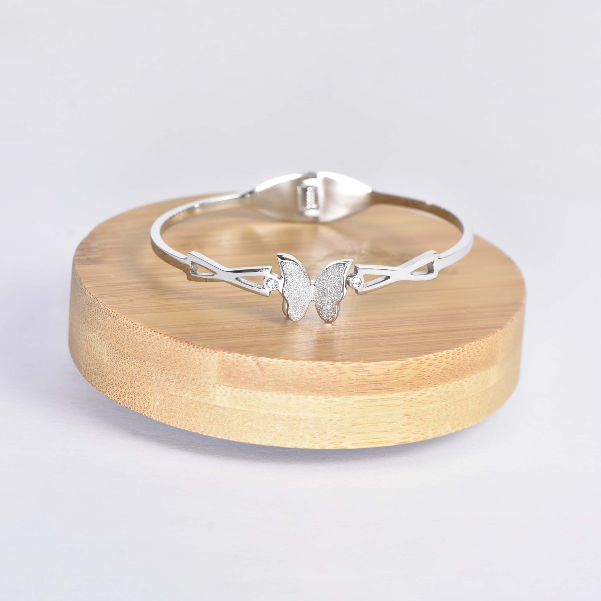 BRACELET PAPILLION À DEUX DIAMANTS – Image 2