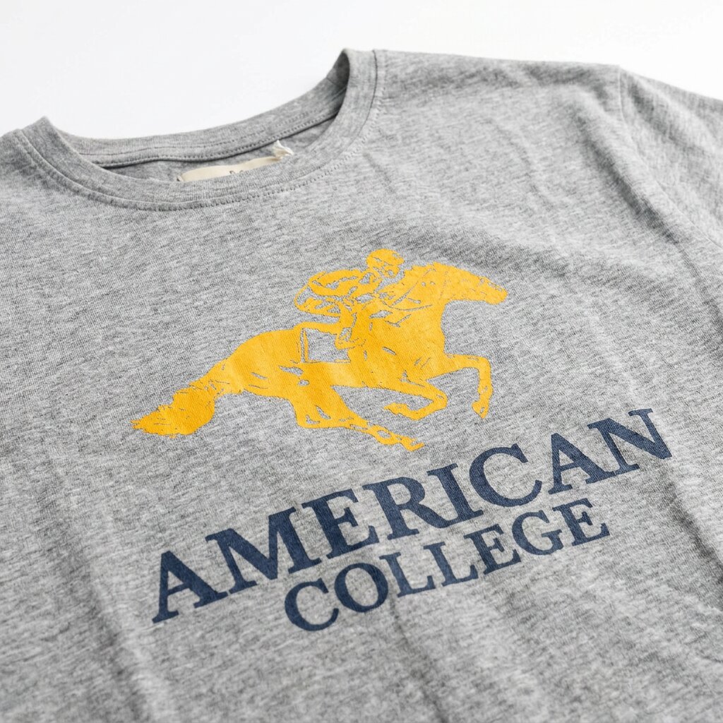 American College t-shirt pour Homme – Image 3