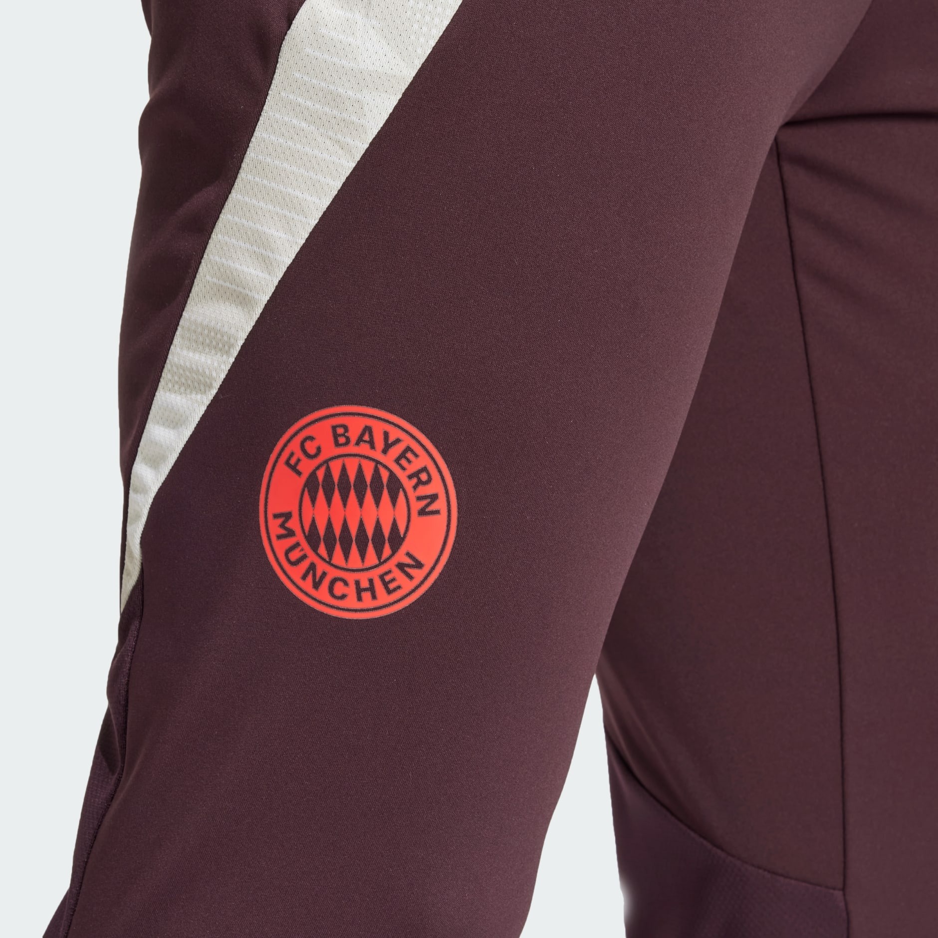 Pantalon d'entraînement FC Bayern Tiro 24 Adidas – Image 5