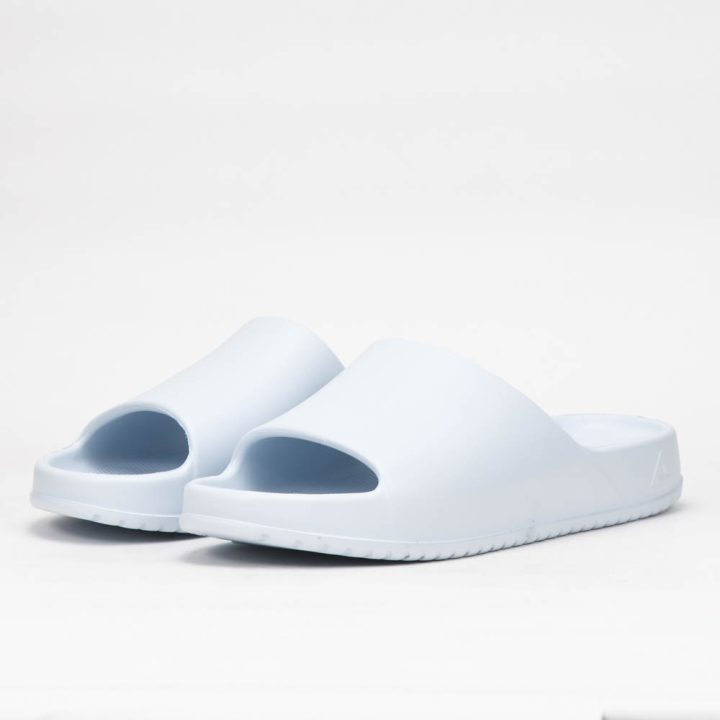 PEAK SLIPPERS_MOON BLUE
