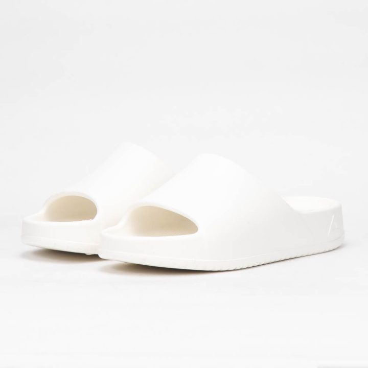 PEAK SLIPPERS_MIKLY WHITE