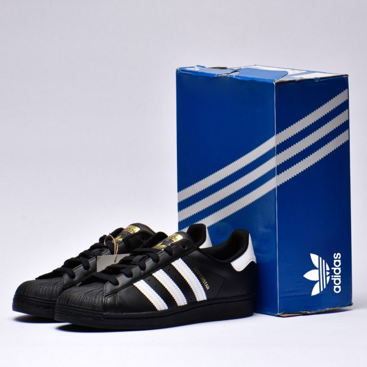 ADIDASSUPERSTAR J