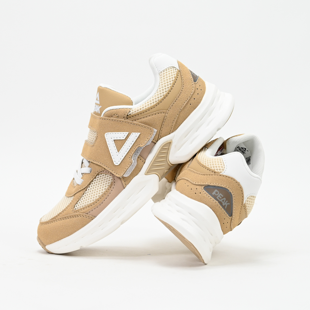 PEAK FOOTWEAR – Image 3